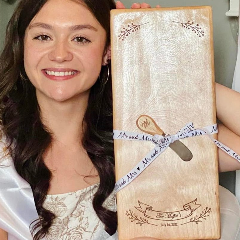 Personalized Maple Cheese Board - Gals and Dogs Boutique Limited